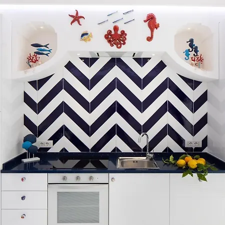 فيلة Positamy بوسيتانو