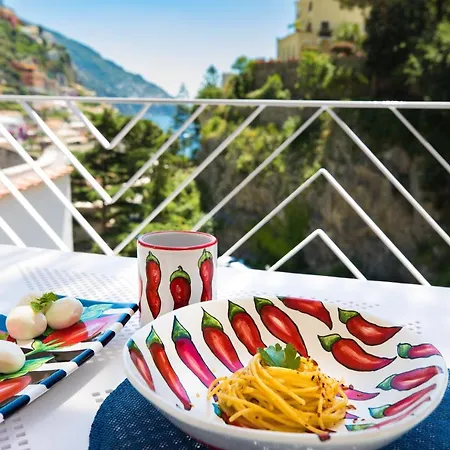 فيلة Positamy بوسيتانو