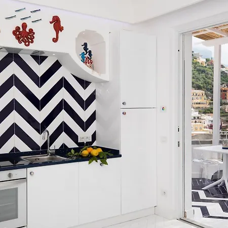 فيلة Positamy بوسيتانو